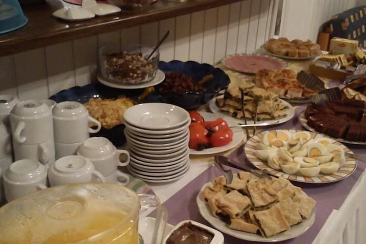 Breakfast/Coffee Service 29 of 39