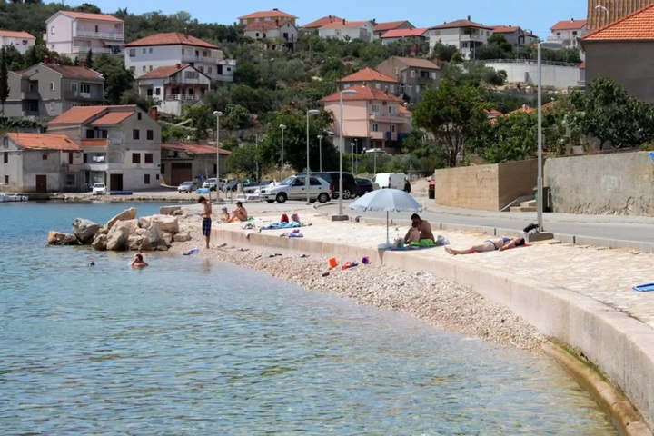 Tonci 30 m From Beach A1 Doli