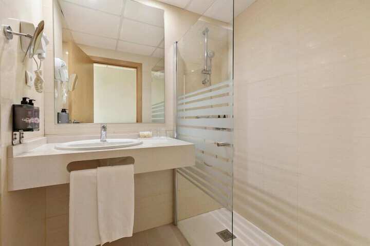 Clean Restrooms