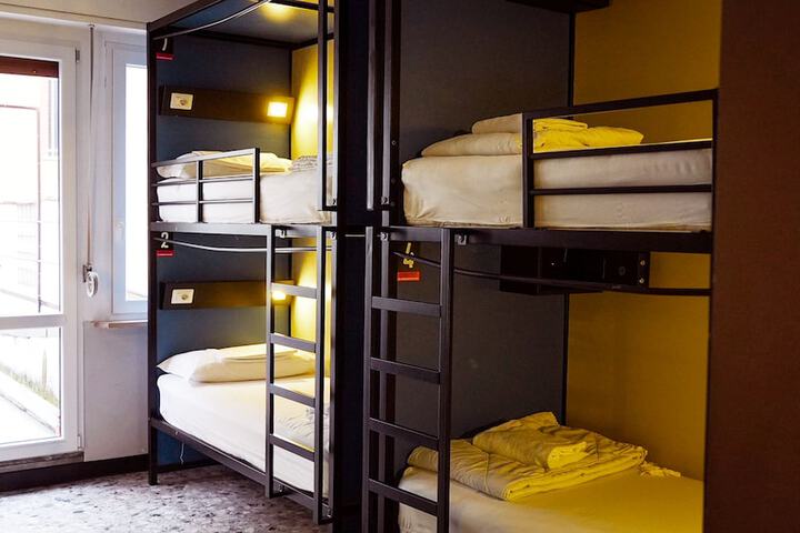 Room 19 of 62
