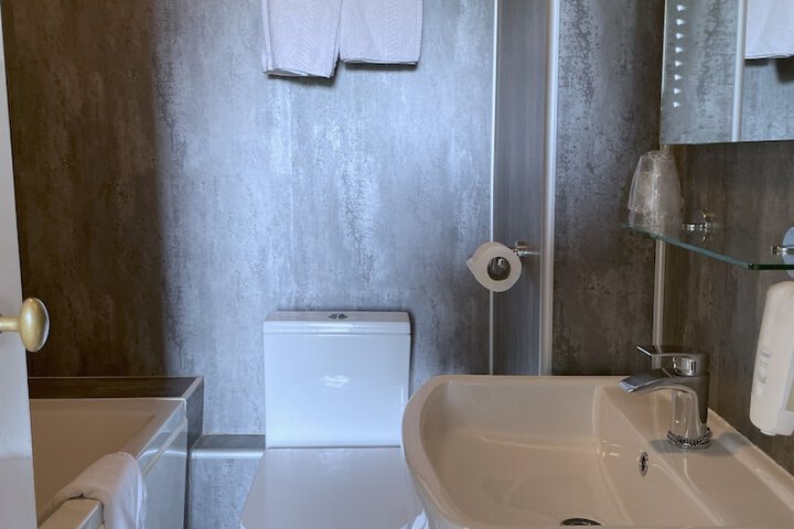 Room 35 of 55