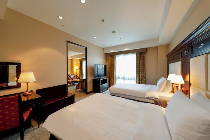 Room 25 of 118