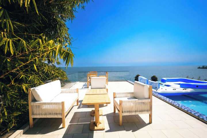 Terrace/Patio 47 of 74