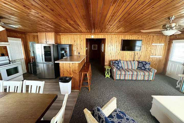 Room 52 of 123