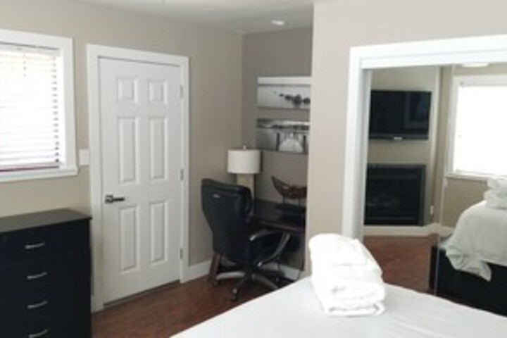 Room 112 of 828