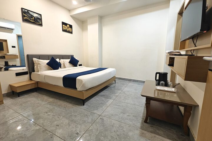Room 16 of 20
