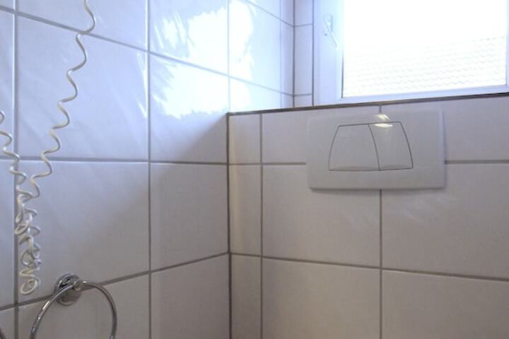 Room 135 of 136