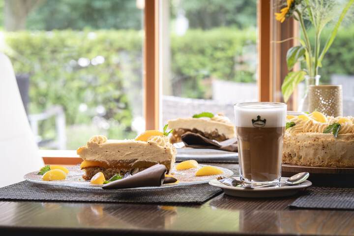 Breakfast/Coffee Service 61 of 87