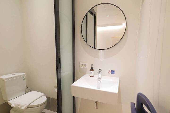 Room 20 of 31