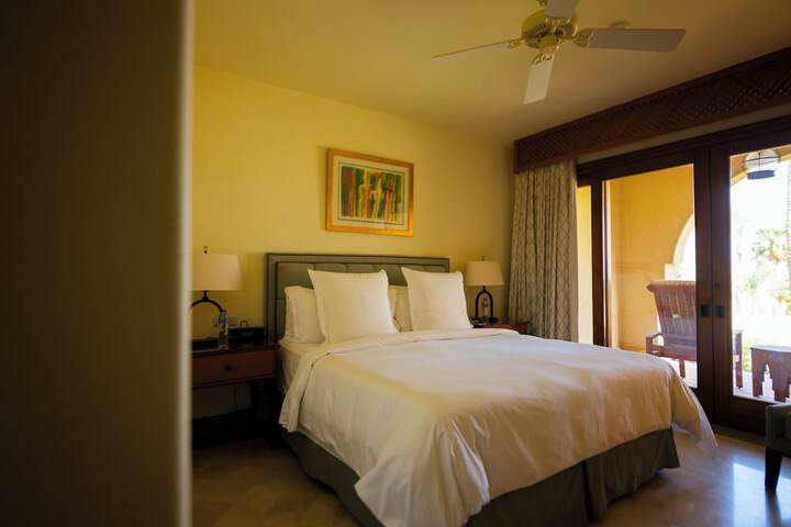 Room 53 of 115