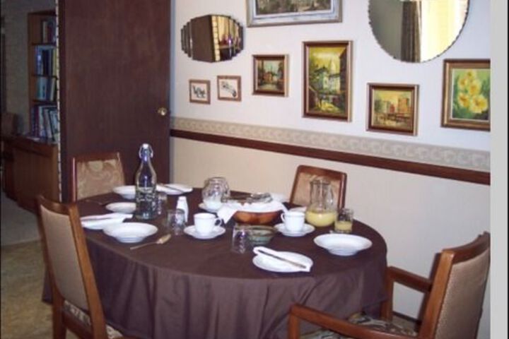Breakfast/Coffee Service 18 of 39