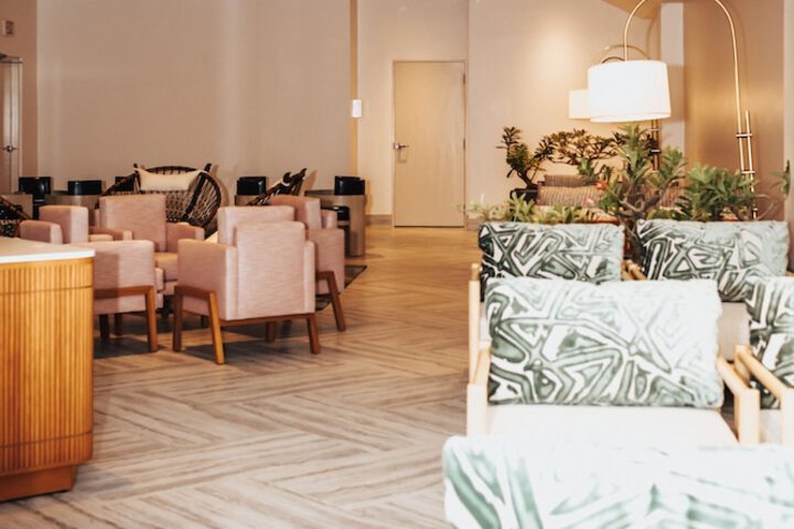 Entrance & Lobby