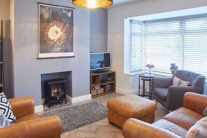 HOST STAY WILLOW VIEW