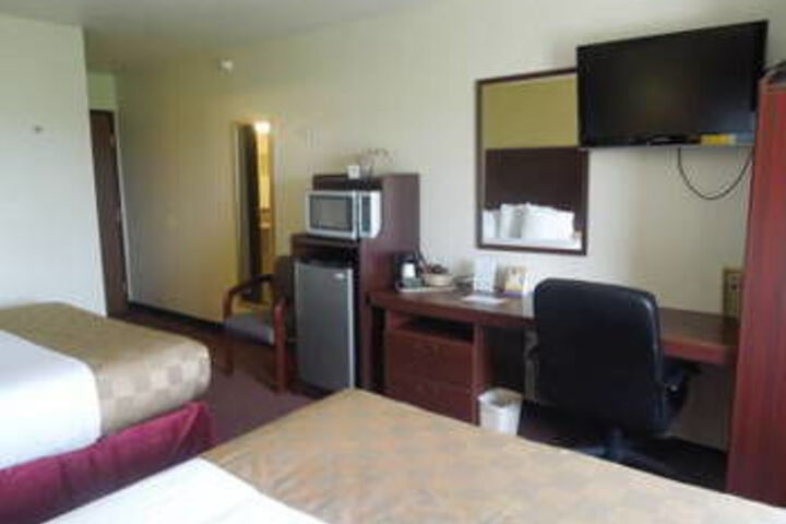Room 8 of 29