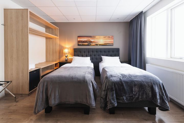 Room 26 of 65