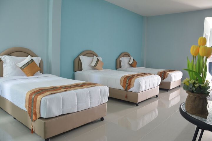 Room 4 of 26