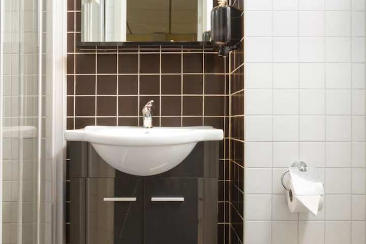 Clean Restrooms