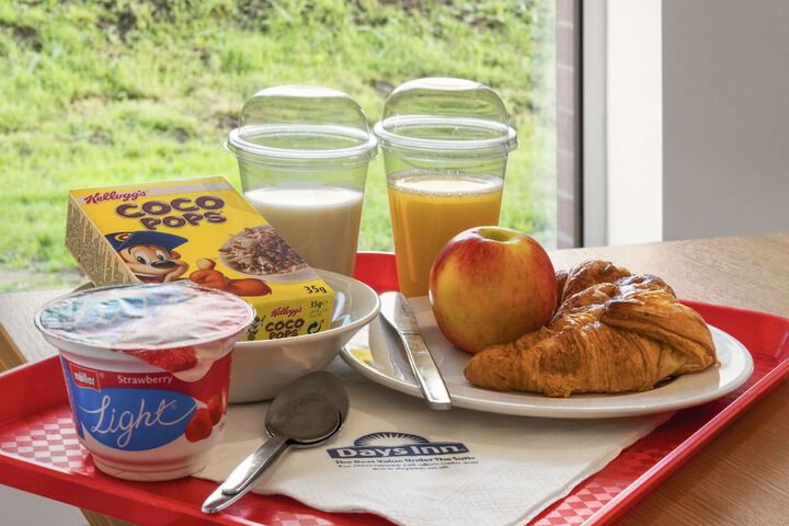 Breakfast/Coffee Service 13 of 14