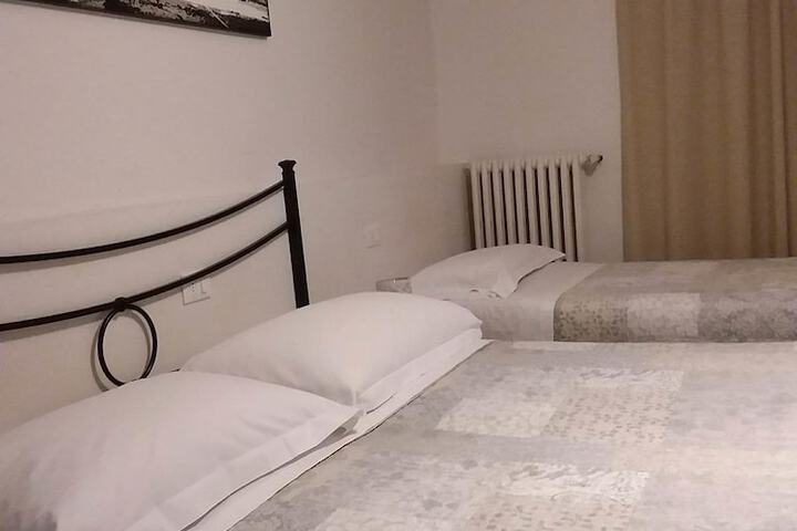 Room 4 of 57