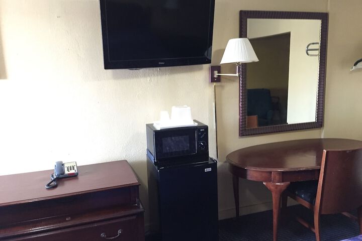 Room 6 of 47