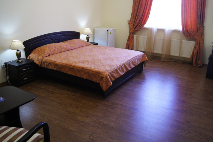 Room 18 of 46