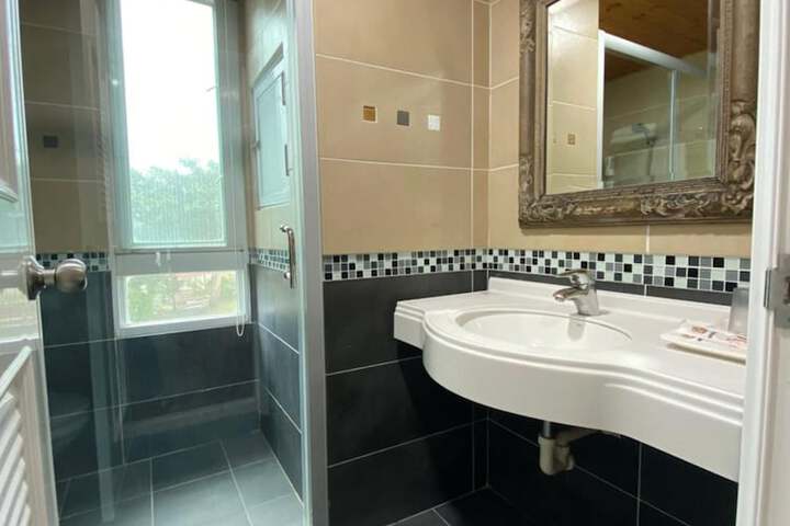 Bathroom Interior Photo