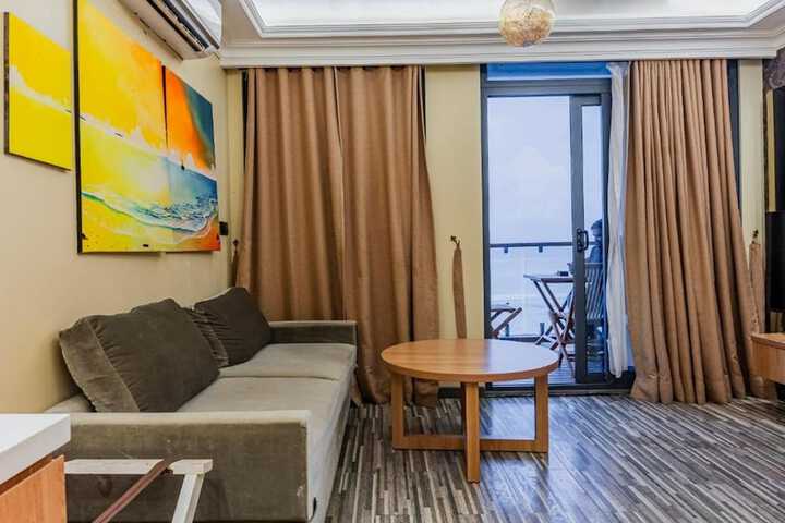 Room 21 of 40