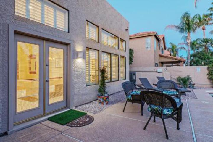 Five Star Host Luxury Rental with Heated Pool and Pet Friendly in Phoenix, AZ