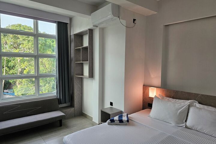 Room 3 of 31