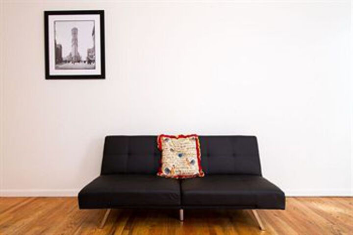 Room 2 of 23