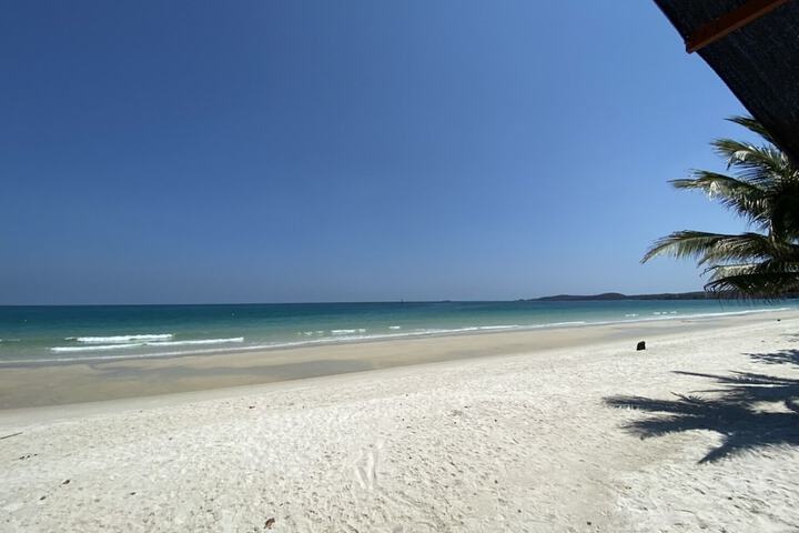 Beach 27 of 36