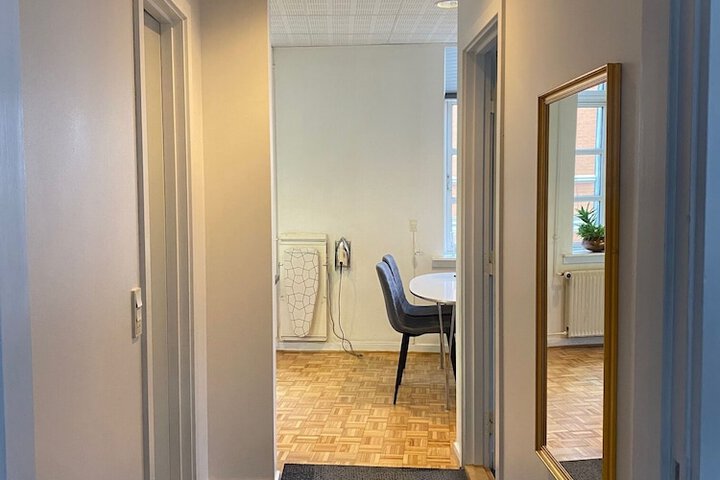 Room 13 of 26