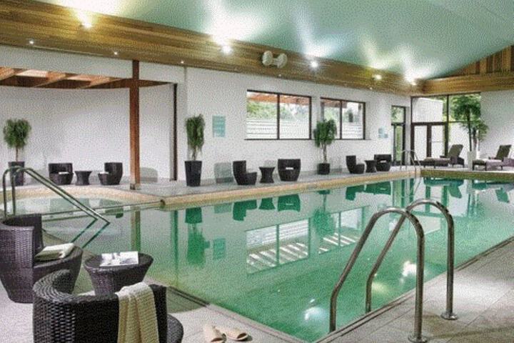Hotel with Pool