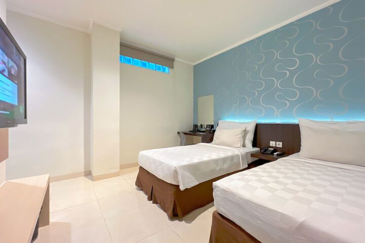 Room 25 of 61