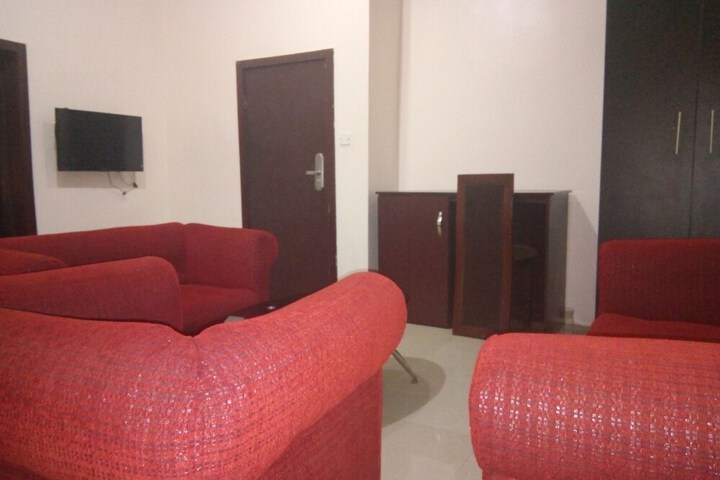 Room 13 of 25