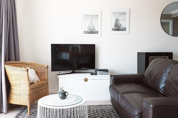 Room 9 of 24
