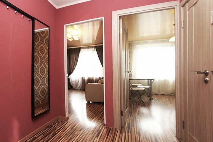 Room 14 of 16