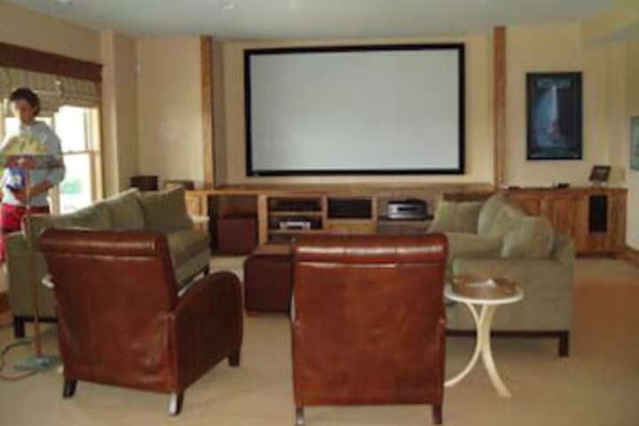 Room 13 of 20