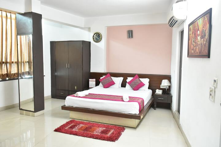 Room 4 of 21