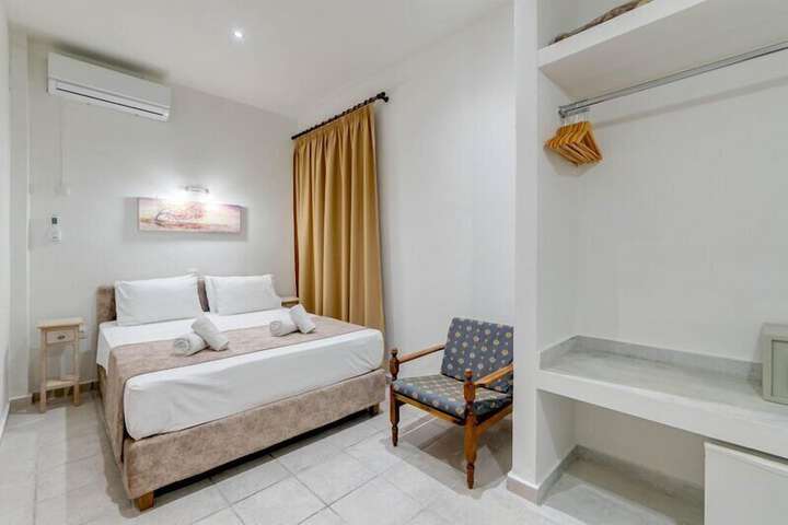 Room 40 of 117