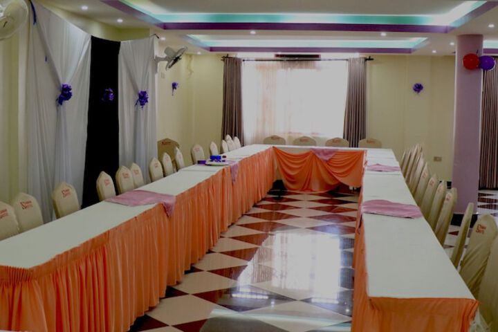 Ballroom/Hall 3 of 26
