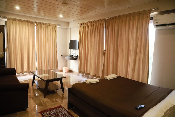 Room 16 of 62
