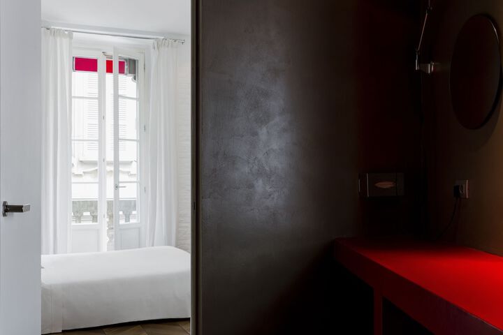 Room 3 of 45