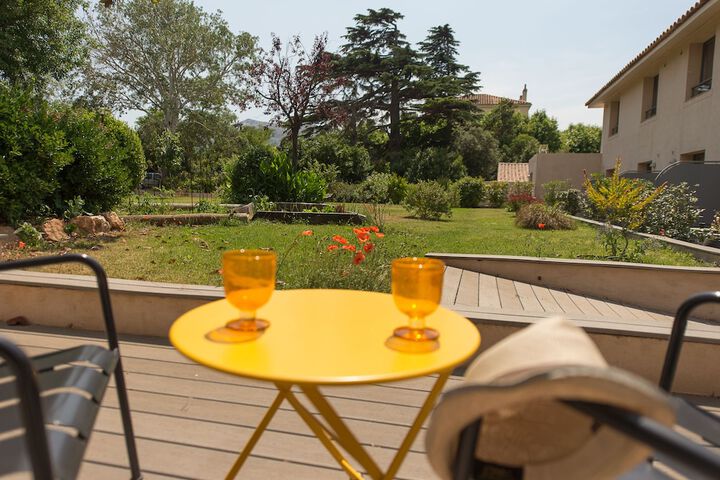 Terrace/Patio 43 of 115