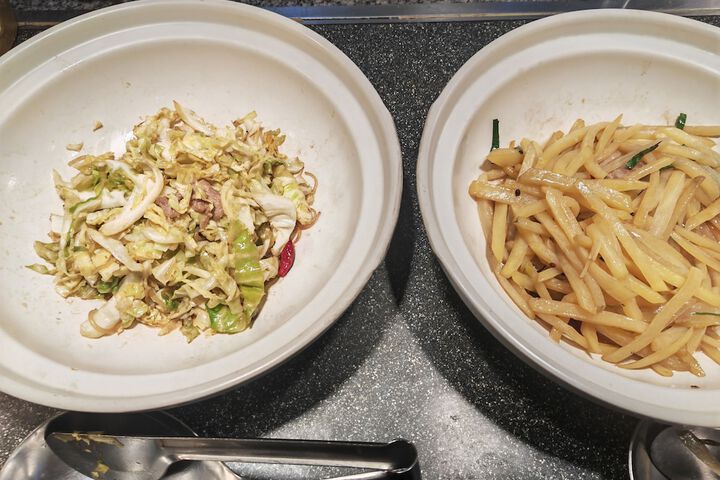 Dining 45 of 74
