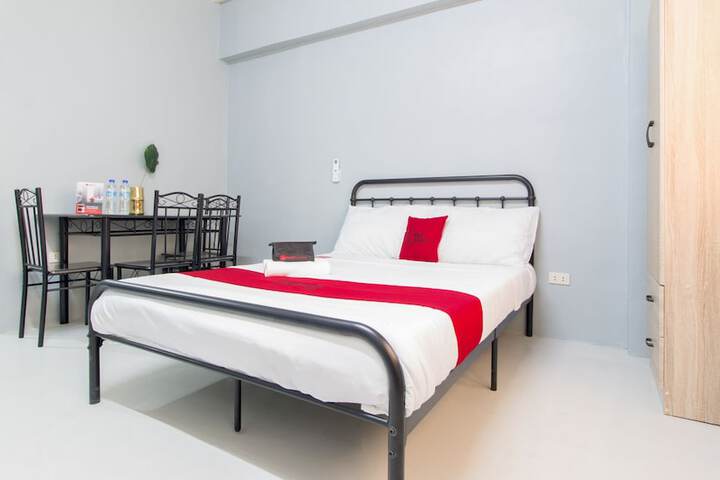Room 8 of 21