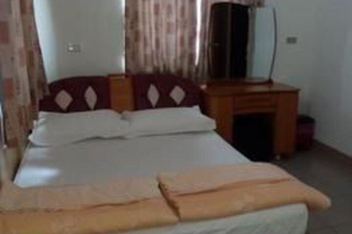Happy Home Stay