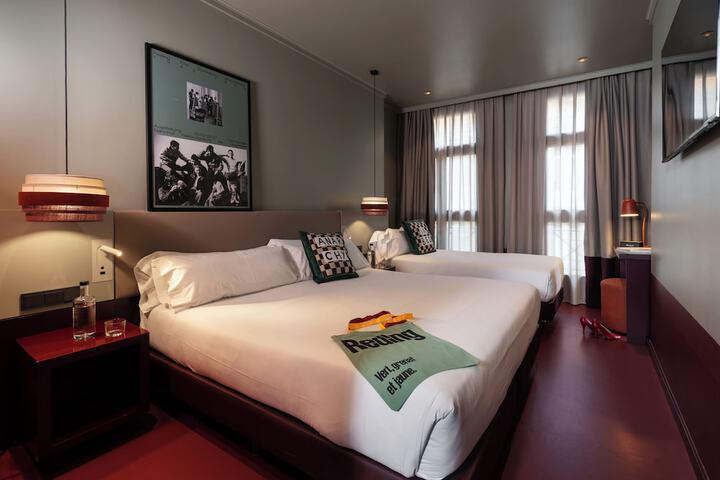 Room 14 of 34