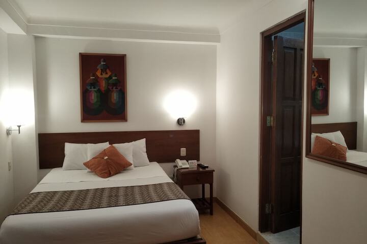 Room 2 of 69
