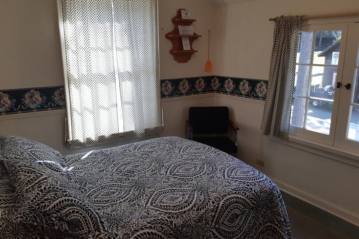 Room 48 of 215
